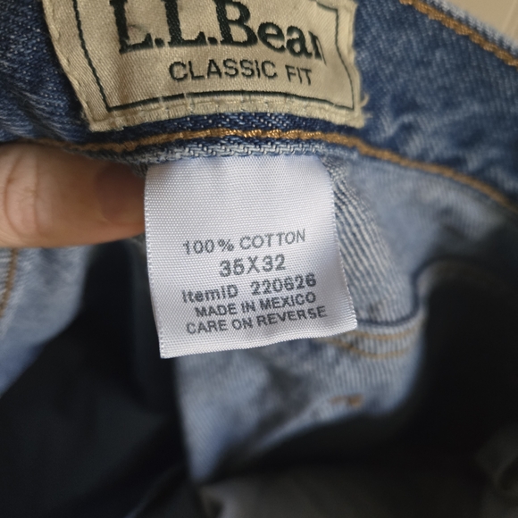 L.L Bean Men's Classic Fit 100% Cotton Blue Jeans - Picture 9 of 9